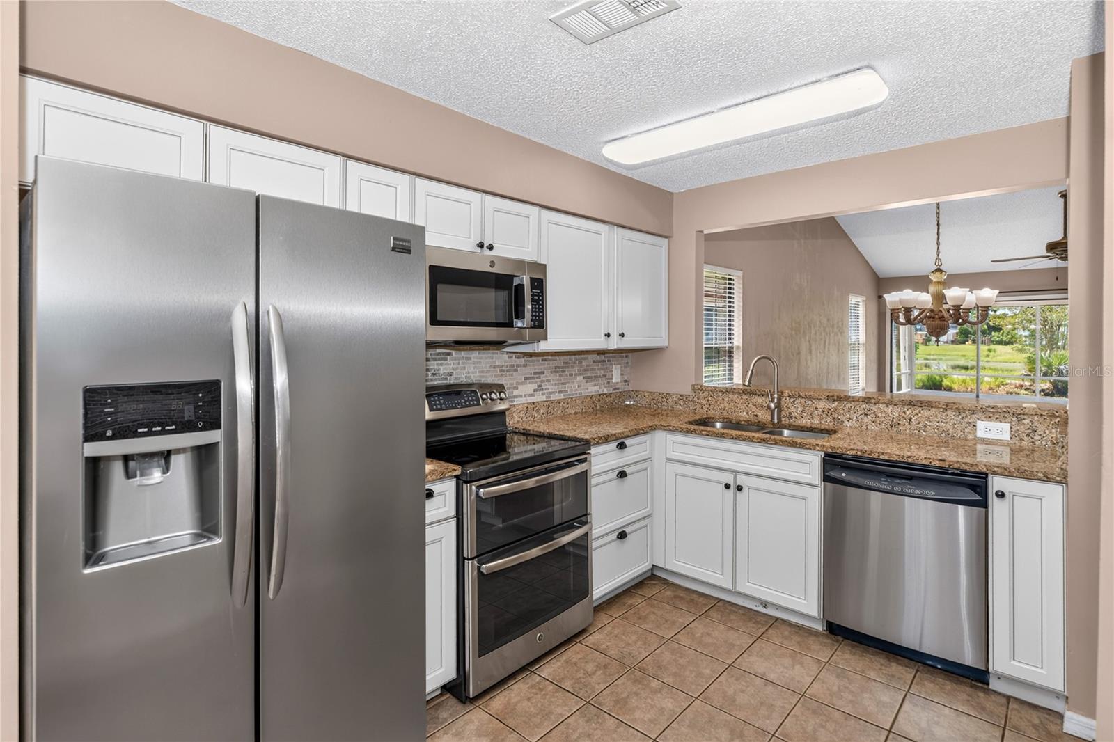 168 Bermuda Petrel Ct Property Photo 3