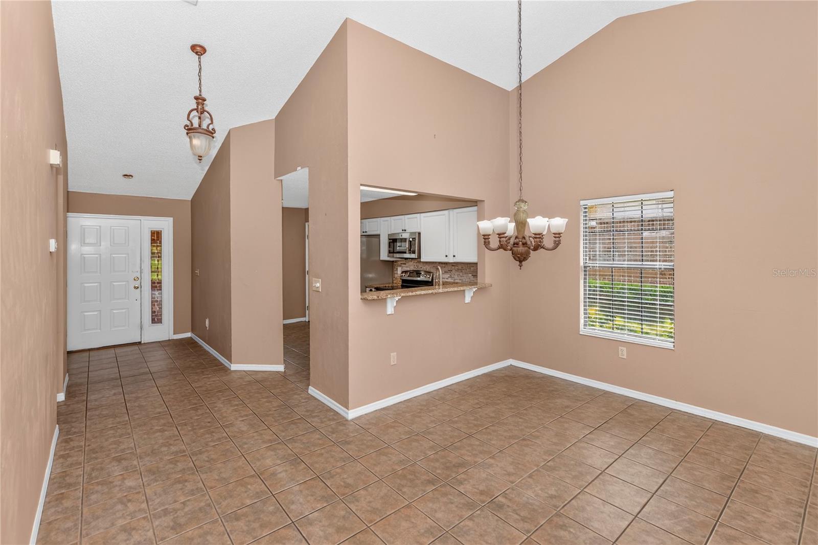168 Bermuda Petrel Ct Property Photo 5