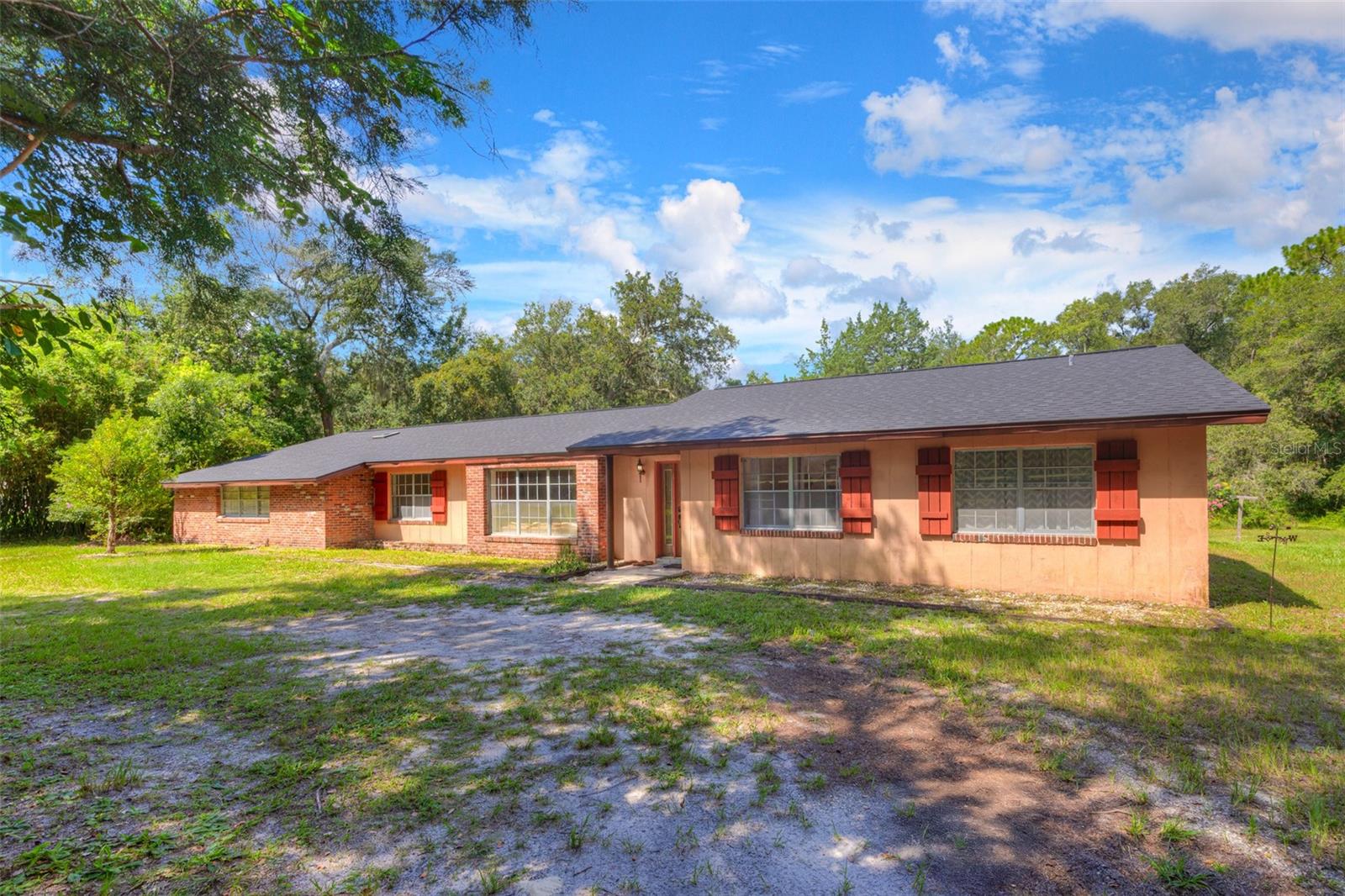 2142 Saragossa Ave Property Photo 1