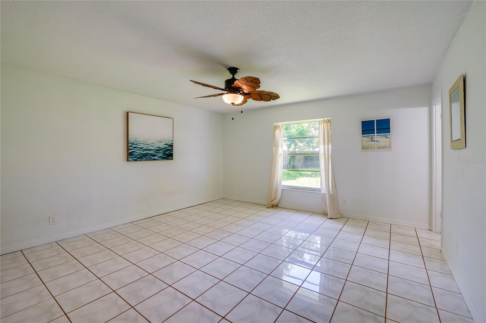 156 Springwood Dr Property Photo 19