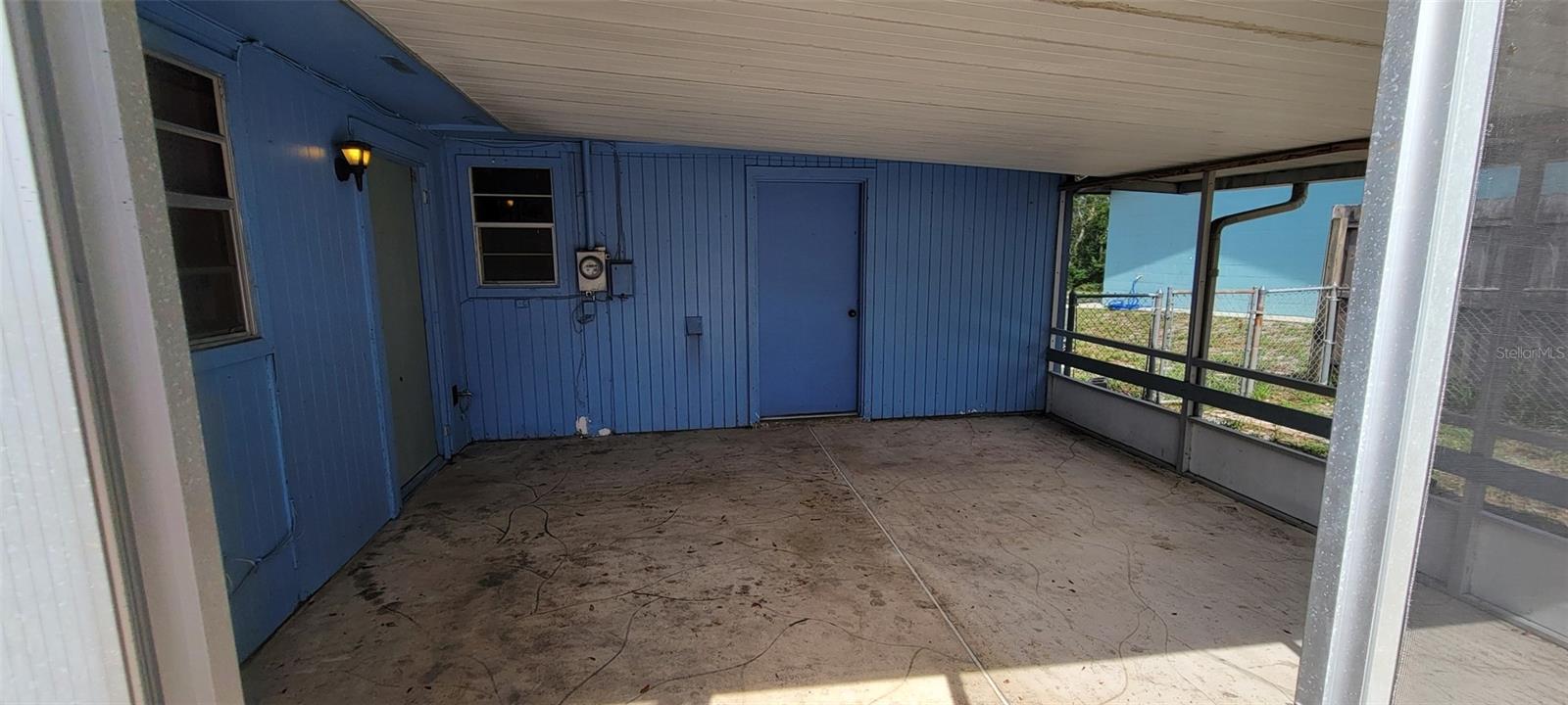 1425 Ne Old Mill Dr Property Photo 18