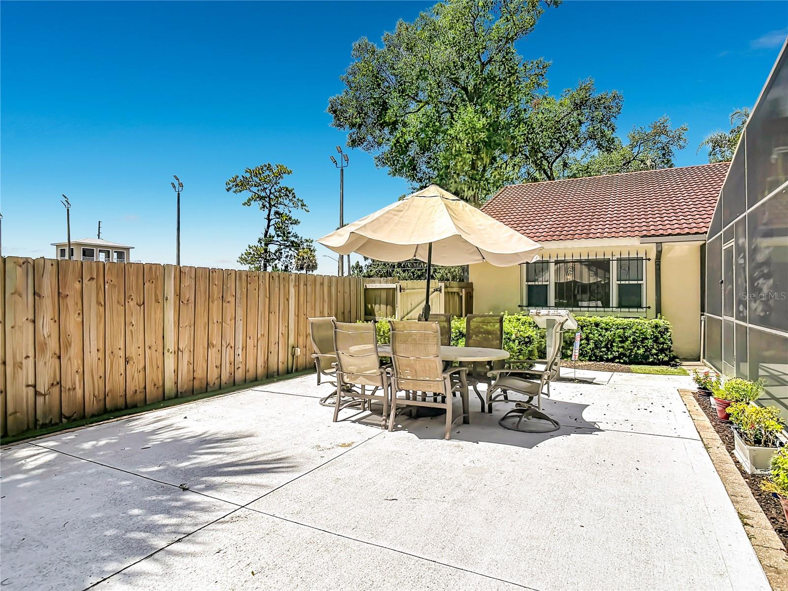 2269 Country Club Dr Property Photo 47