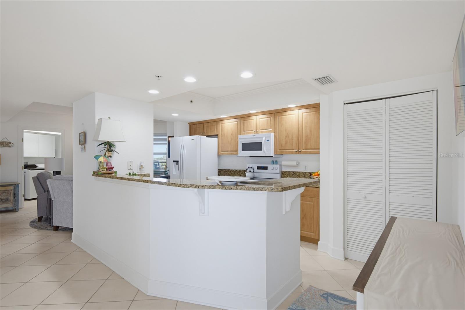 3315 S Atlantic Ave #408 Property Photo 16