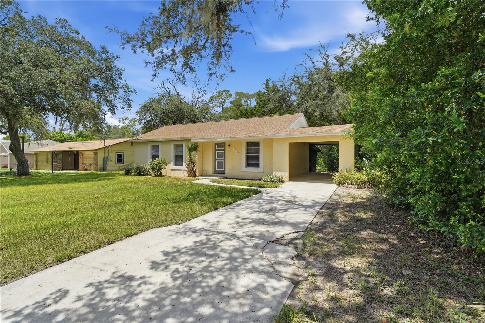 336 Riviera Dr Property Photo 5