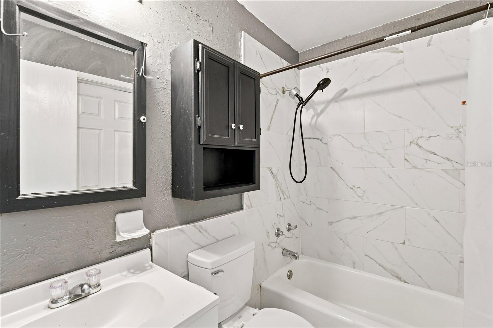 336 Riviera Dr Property Photo 22