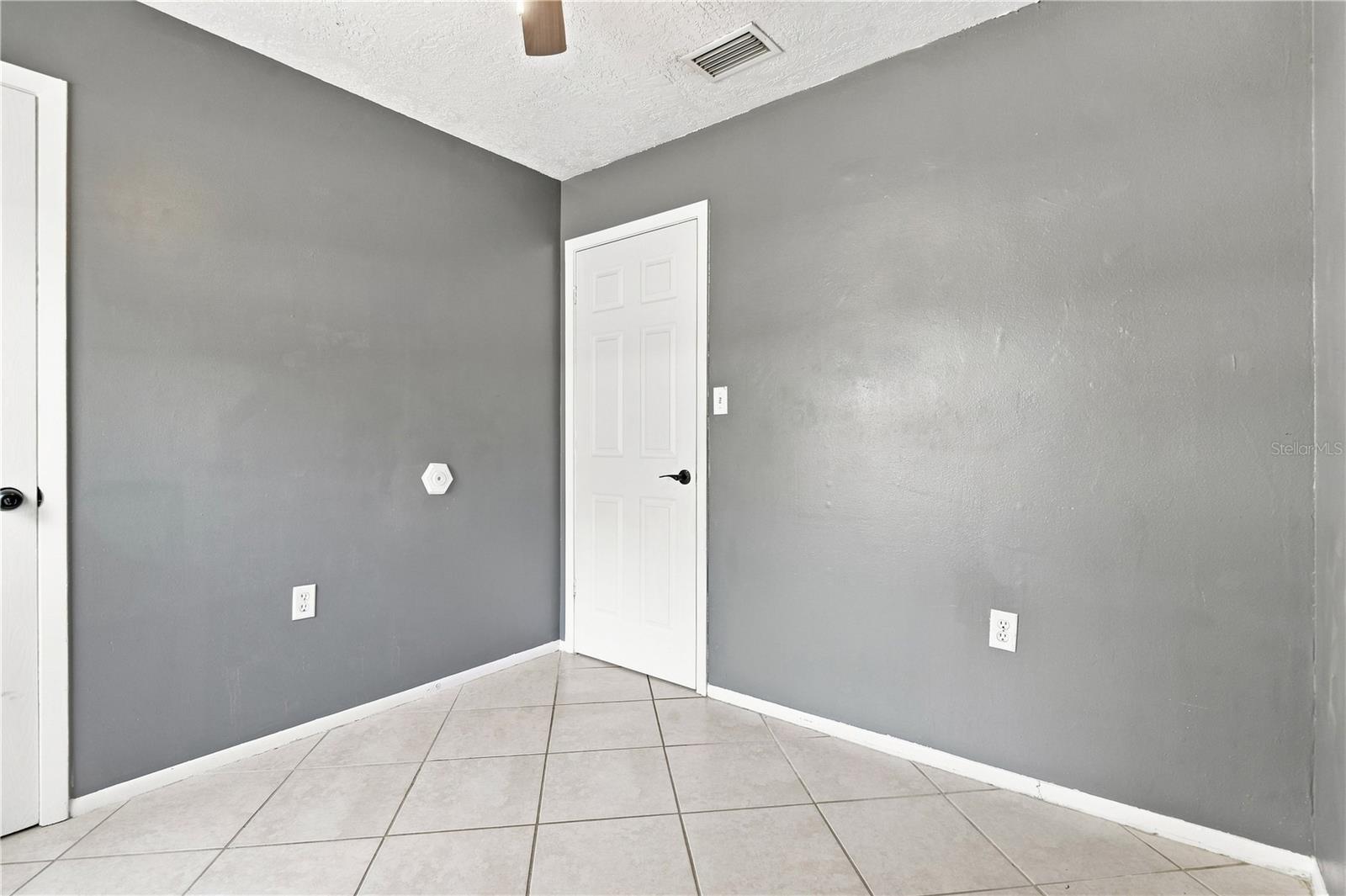336 Riviera Dr Property Photo 25