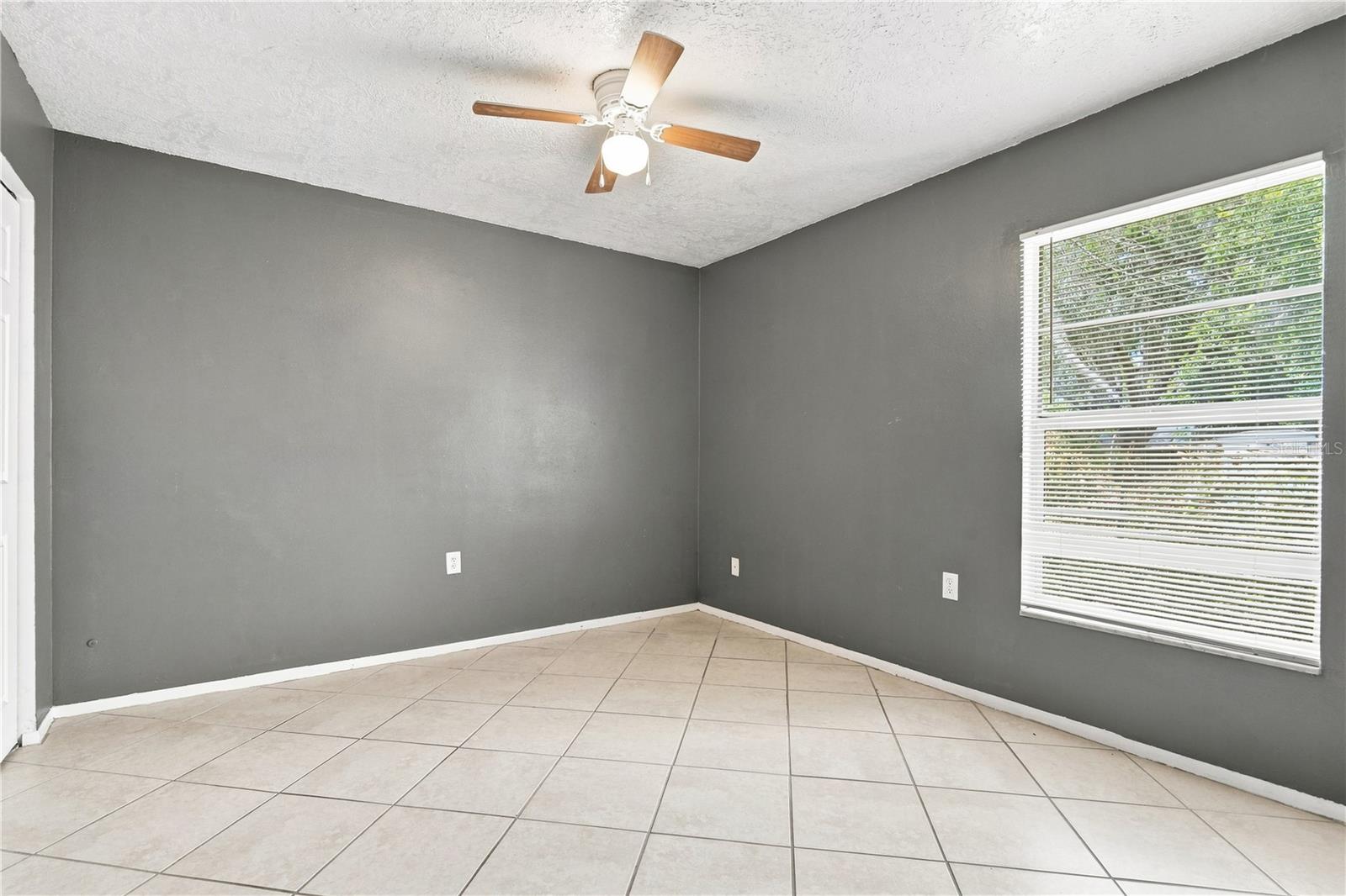 336 Riviera Dr Property Photo 27