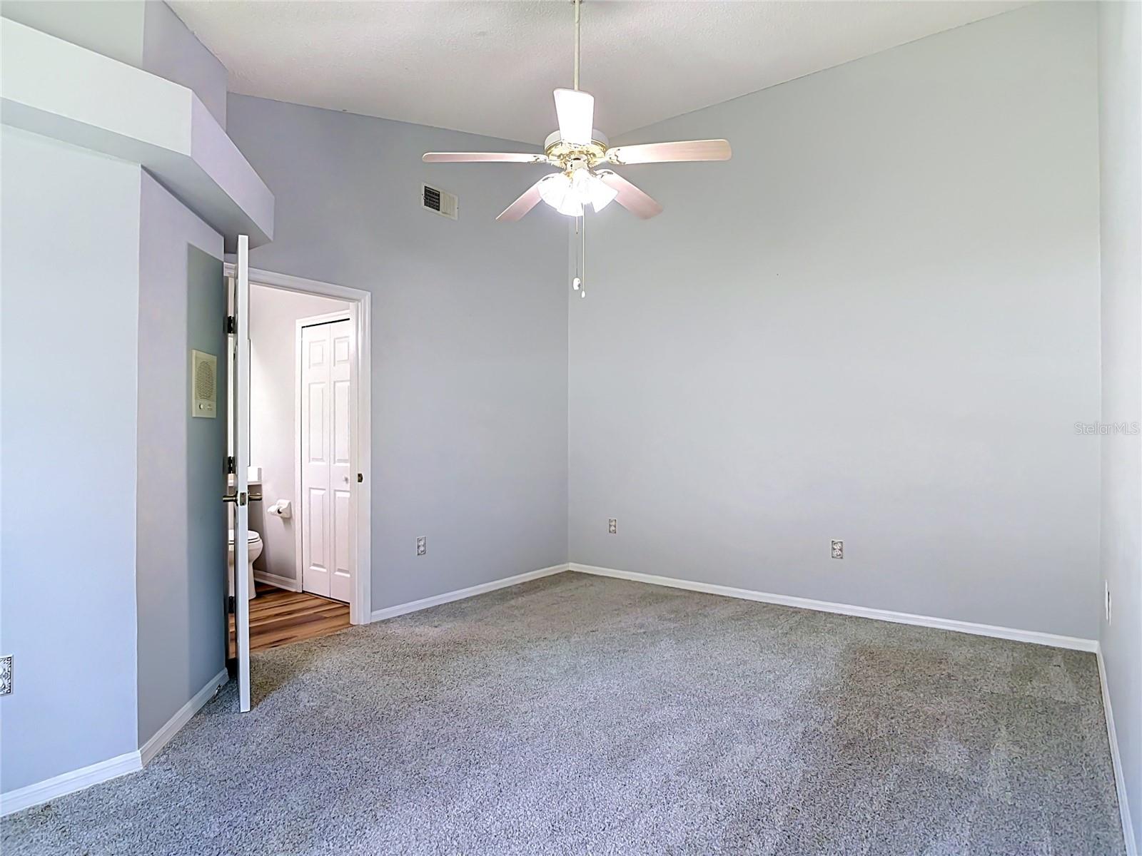 390 Magnolia Pl Property Photo 19