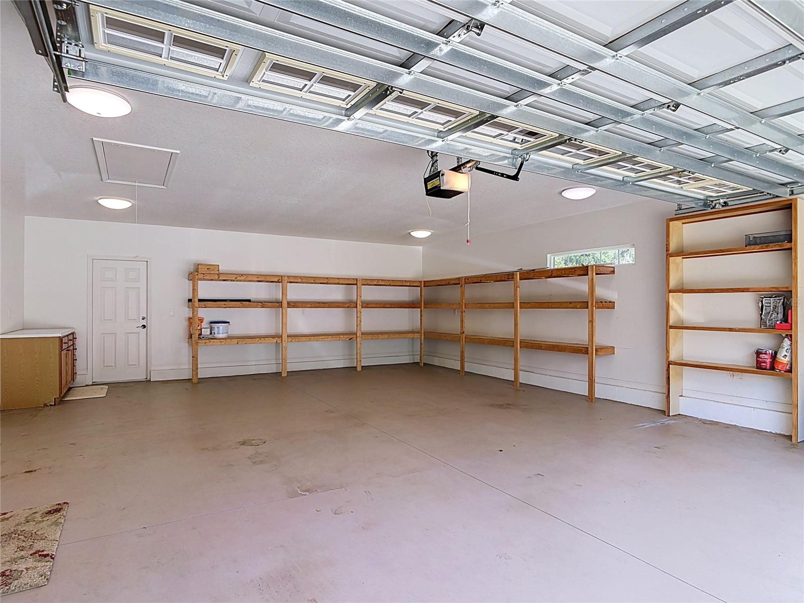 390 Magnolia Pl Property Photo 30