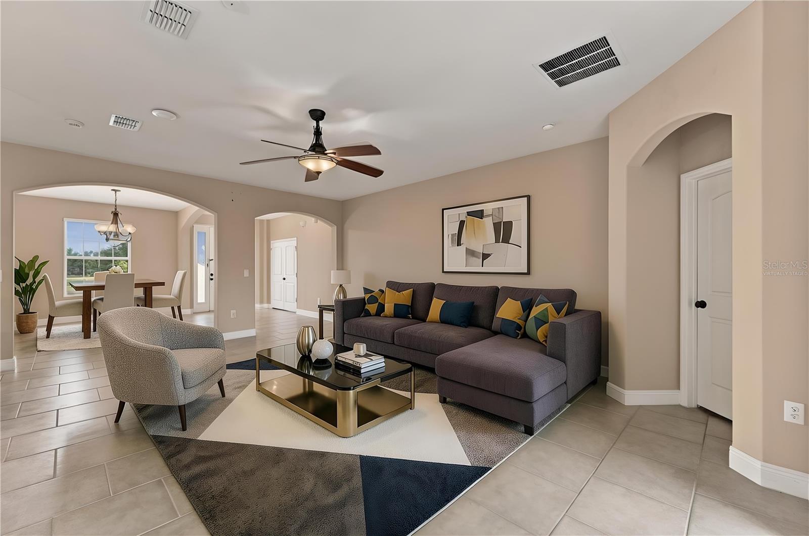 1451 Daystar Ln Property Photo 3