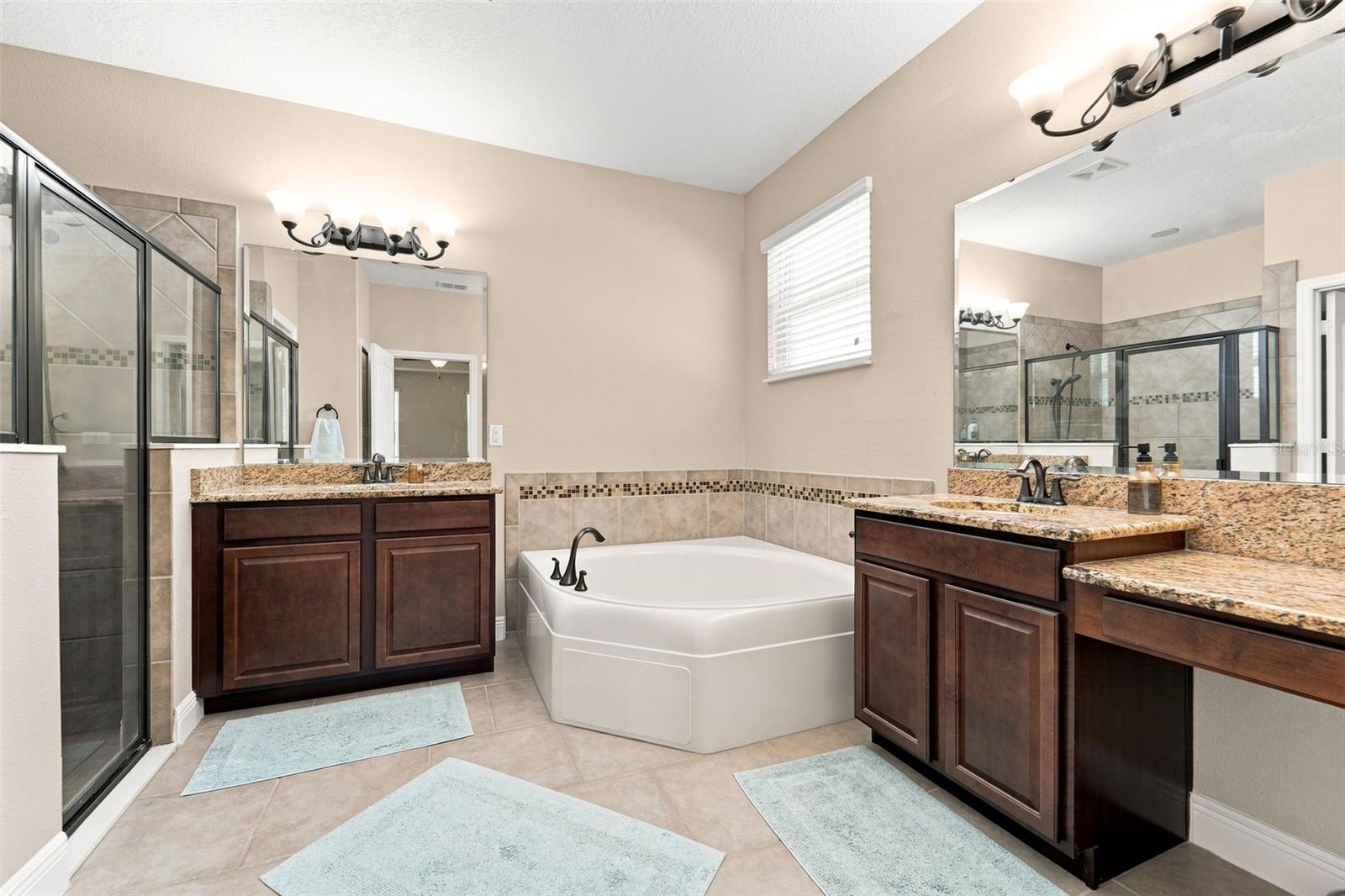1451 Daystar Ln Property Photo 26
