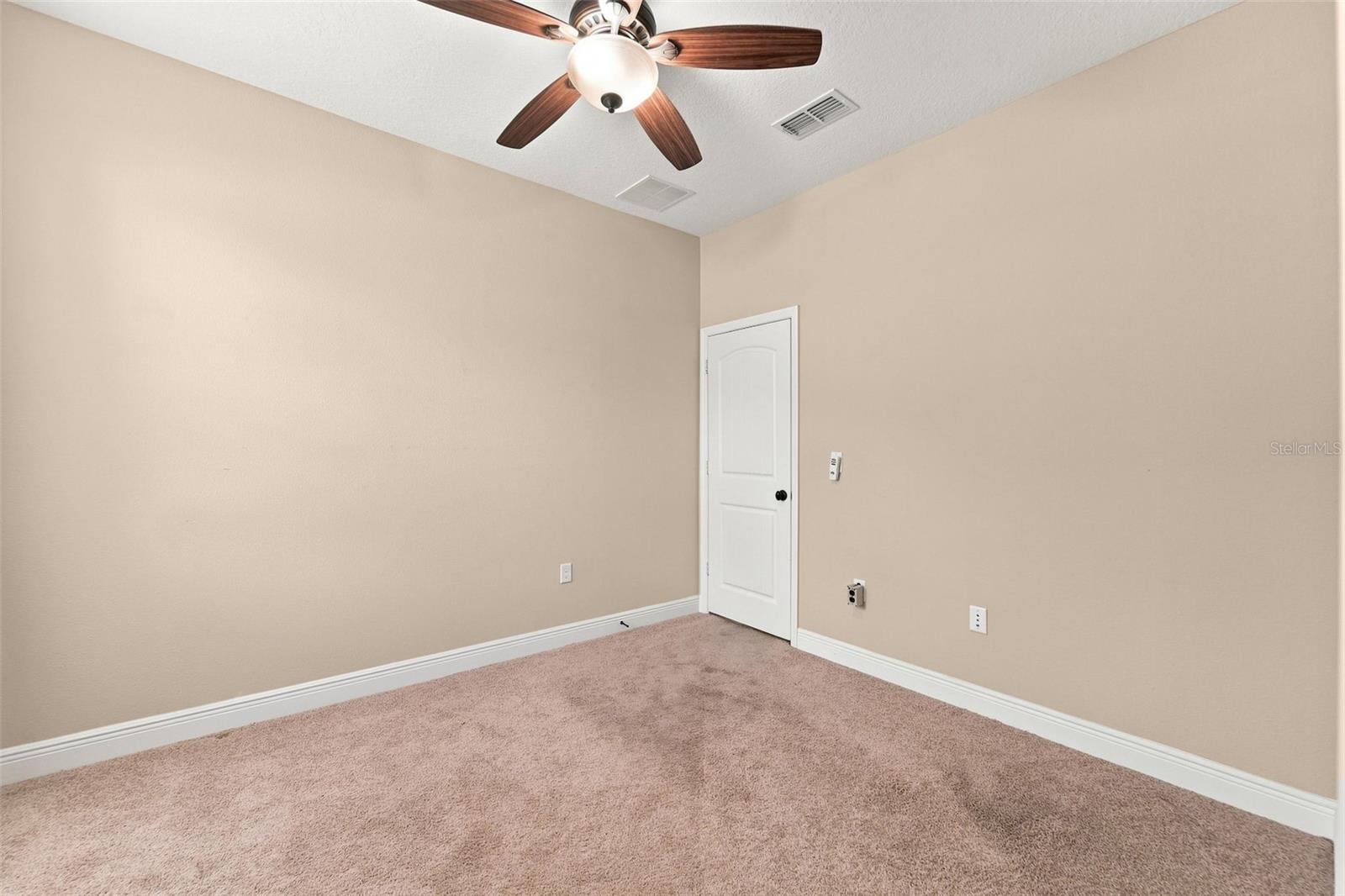 1451 Daystar Ln Property Photo 33