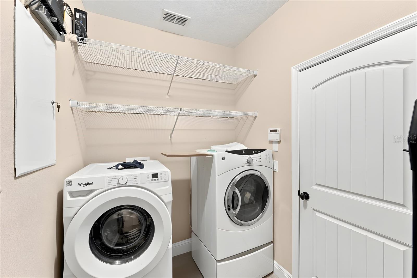 1451 Daystar Ln Property Photo 37