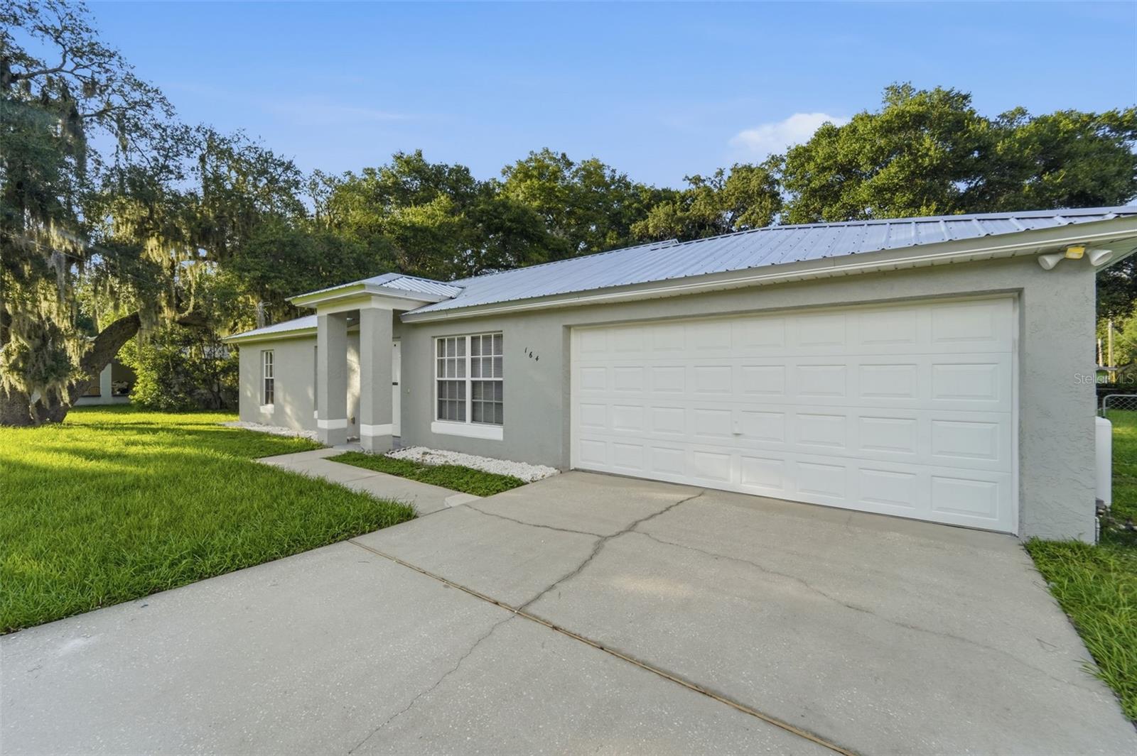 164 Debary Dr Property Photo 4