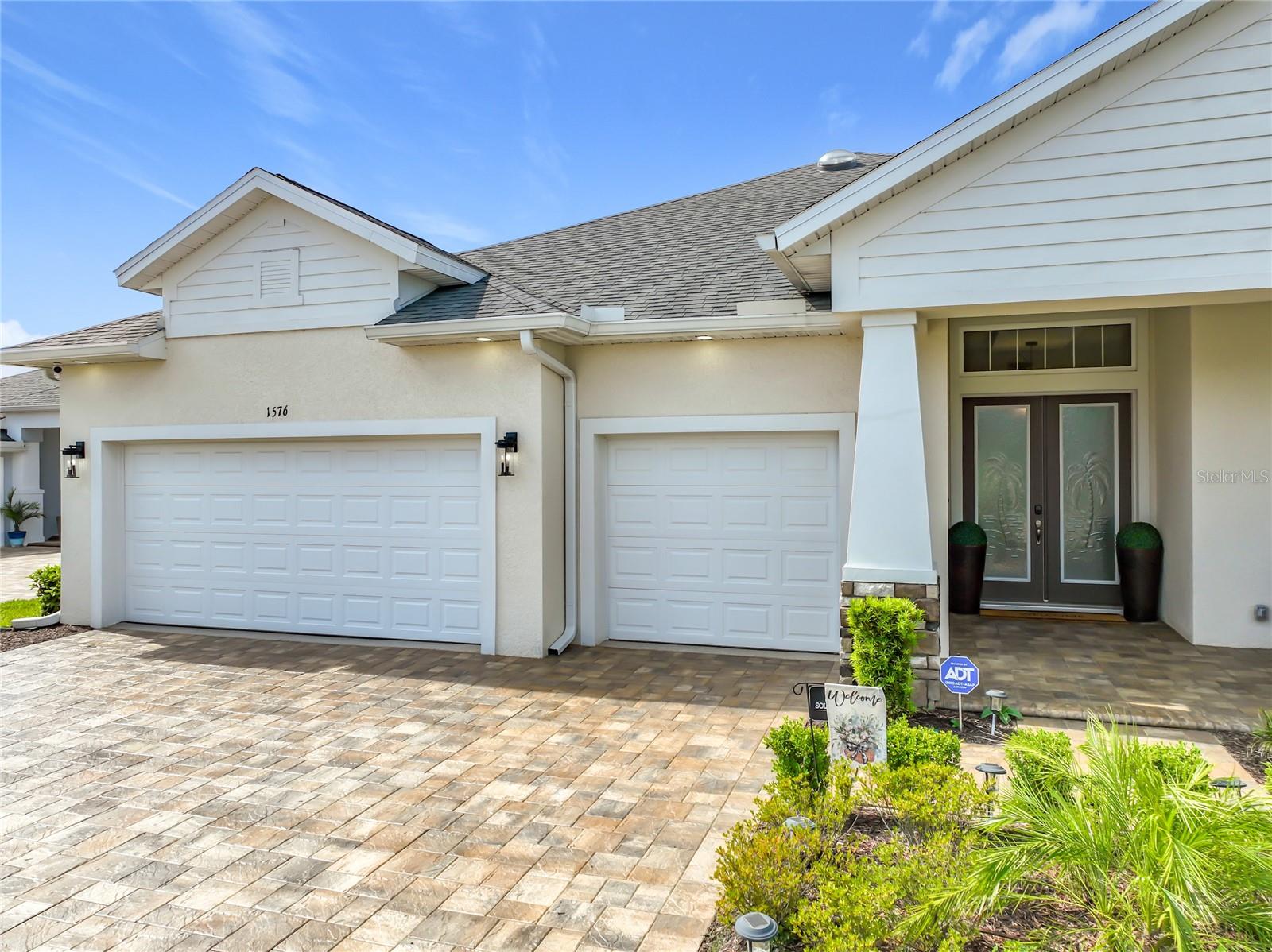 1576 Lake Reserve Dr Property Photo 4