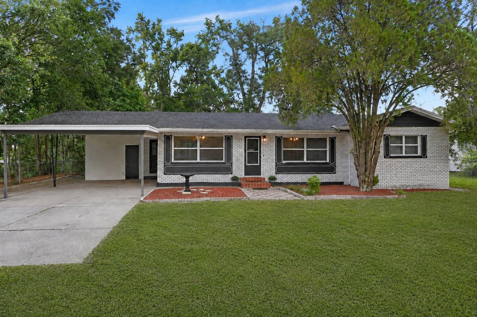 1502 Stevens Ave Property Photo 1