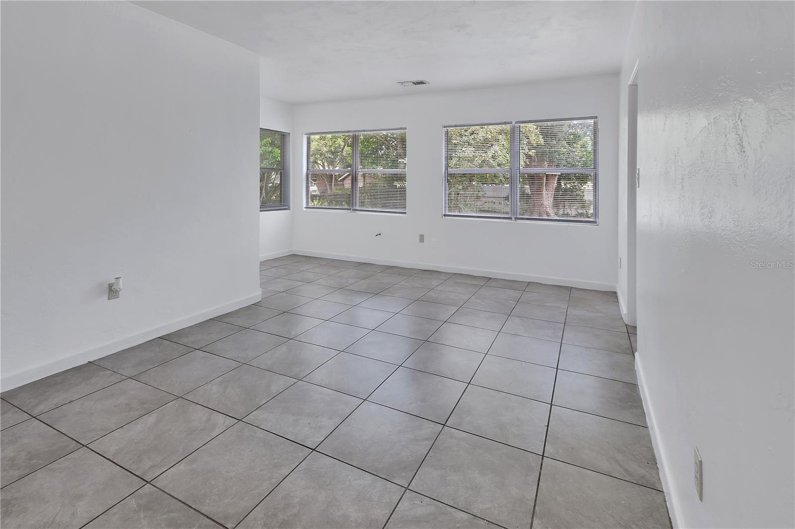 1502 Stevens Ave Property Photo 11