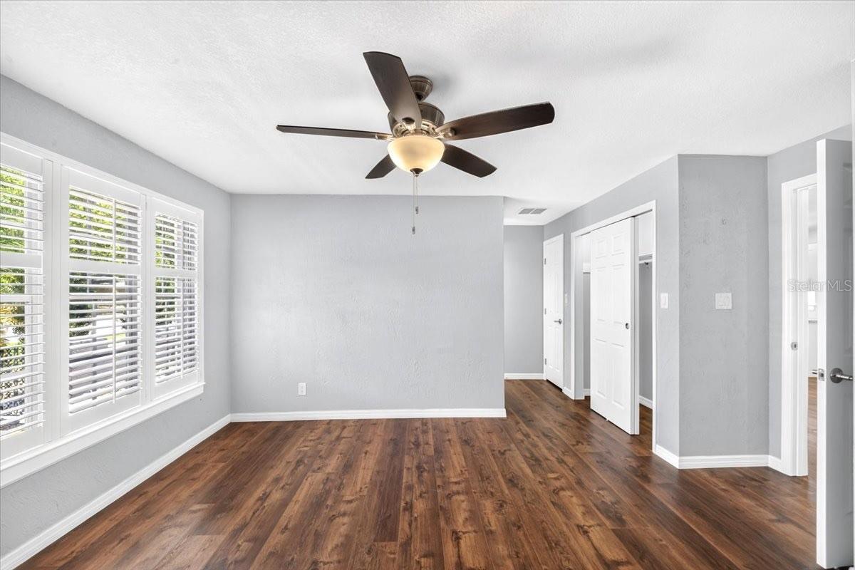 732 Lucerne Cir Property Photo 23