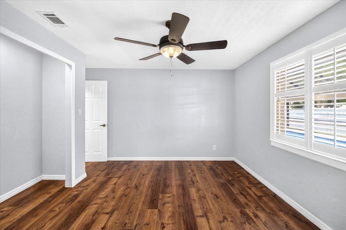 732 Lucerne Cir Property Photo 33