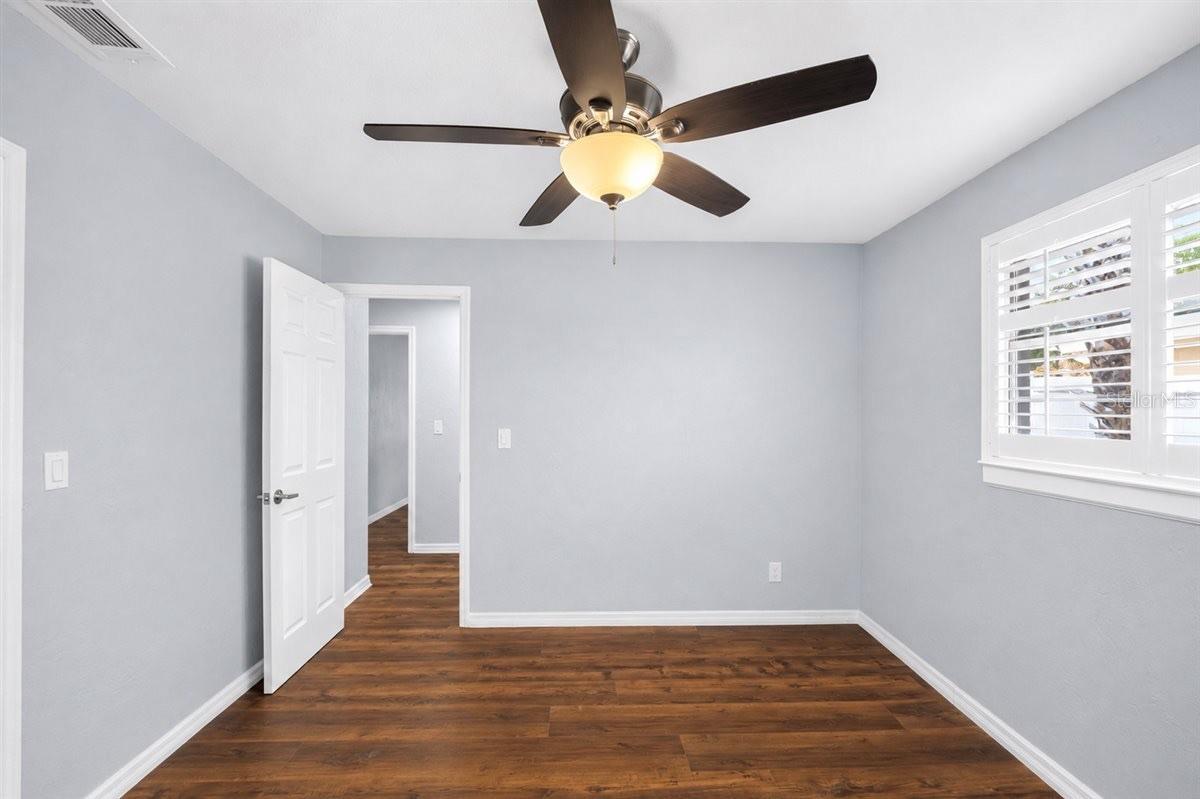 732 Lucerne Cir Property Photo 41