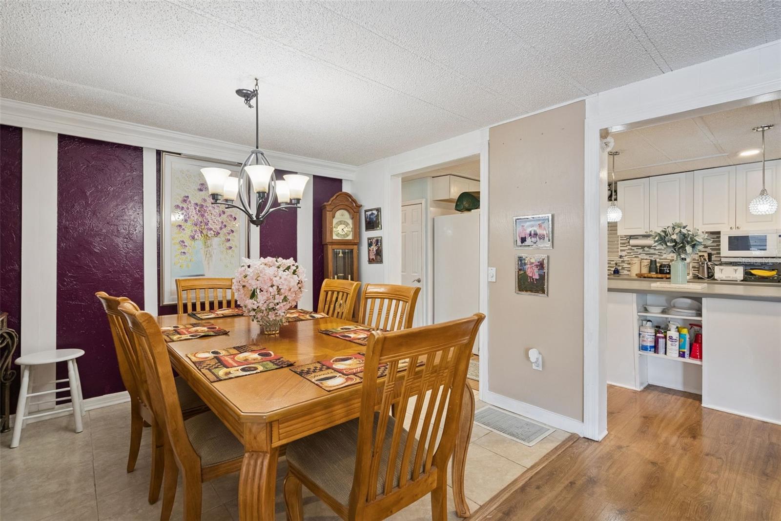 109 Douglas St Property Photo 7