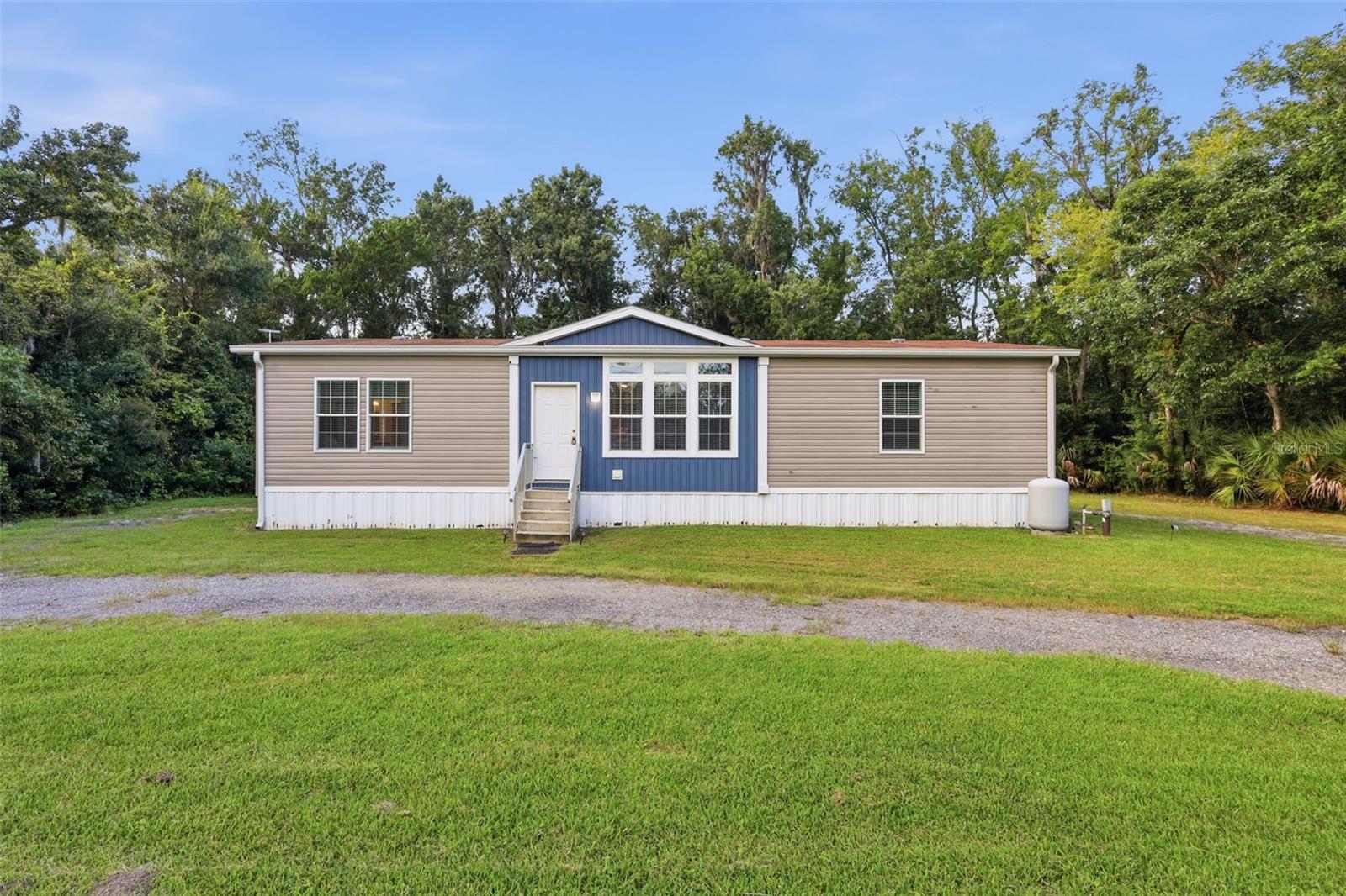 2050 Minorca Rd Property Photo 3