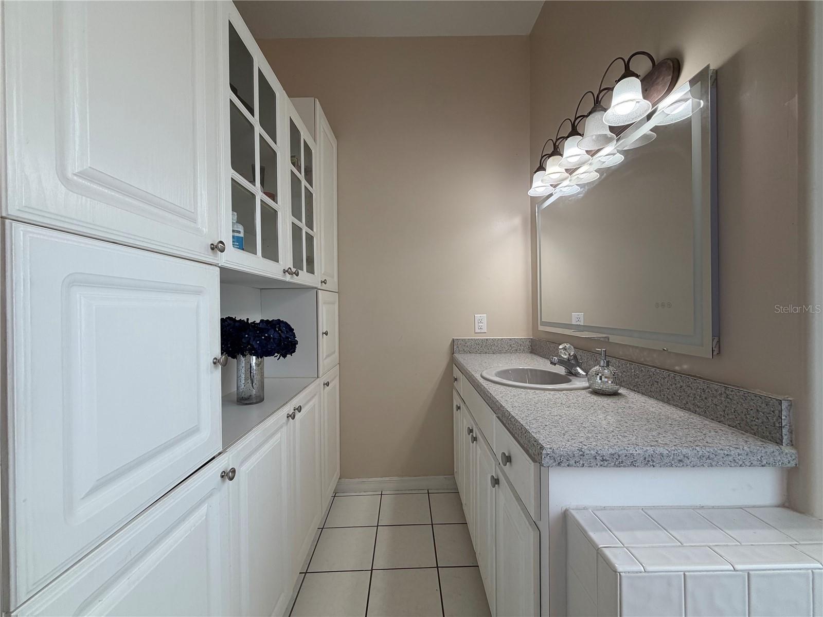 51 Fanshawe Ln Property Photo 18