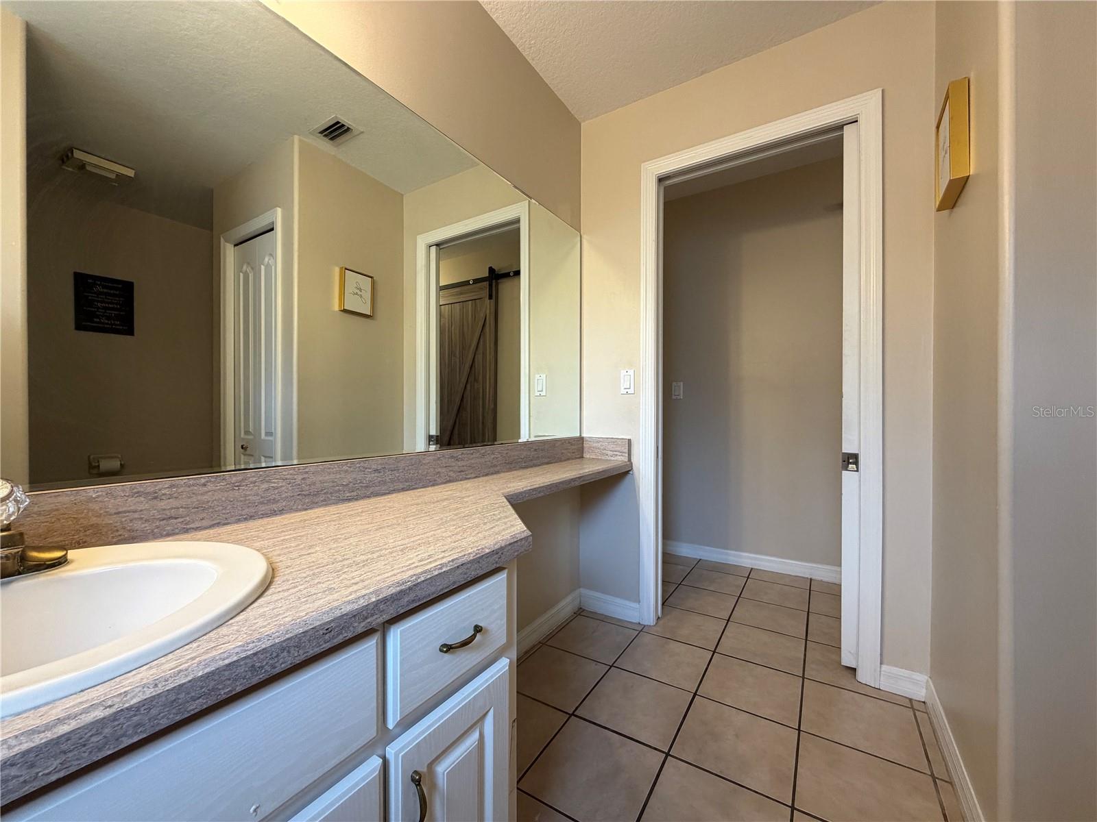 51 Fanshawe Ln Property Photo 26