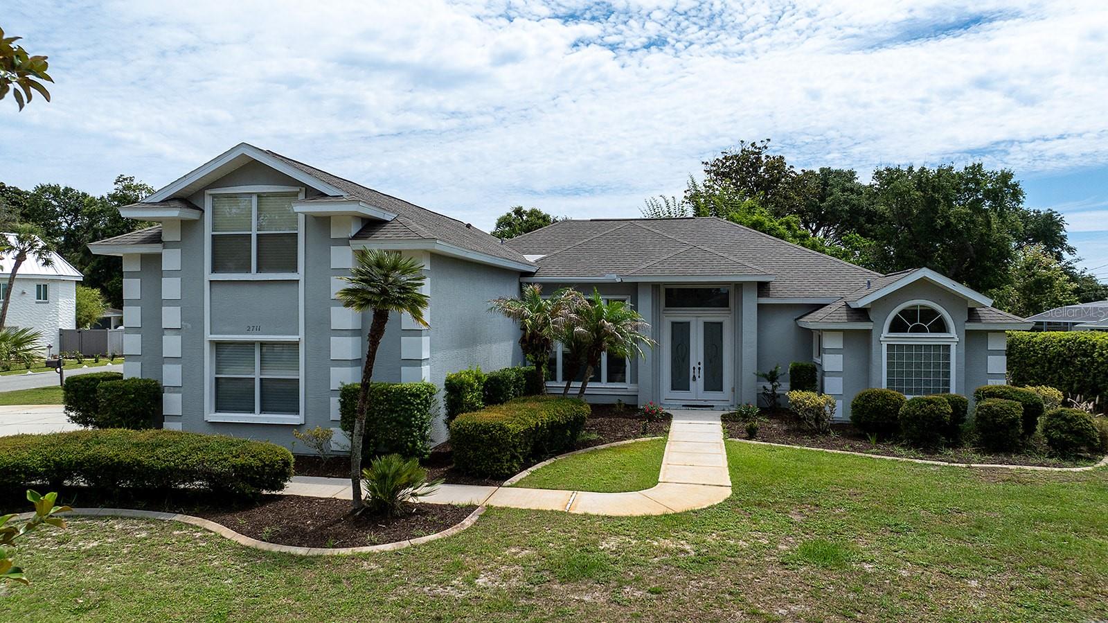 2711 JOHN ANDERSON DR