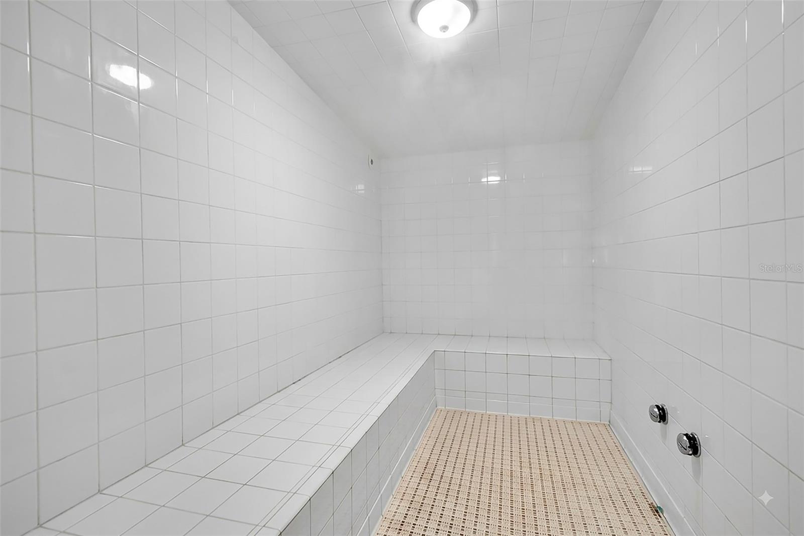 4670 Links Village Dr #b606 Property Photo 39