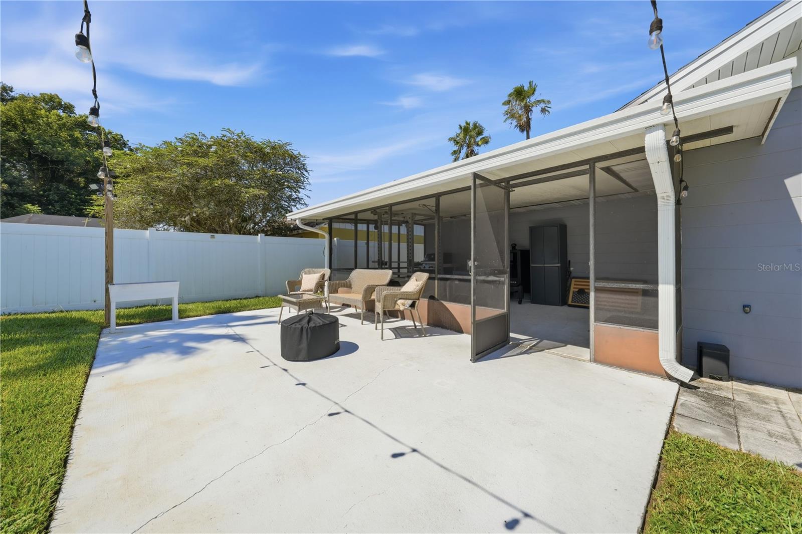 636 Devon St Property Photo 36