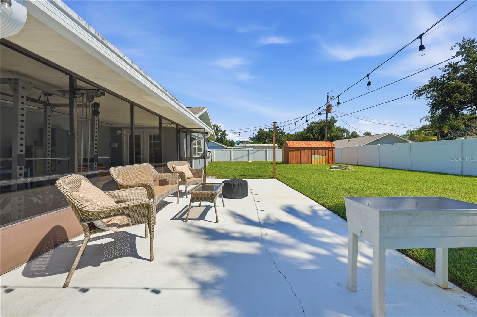 636 Devon St Property Photo 37