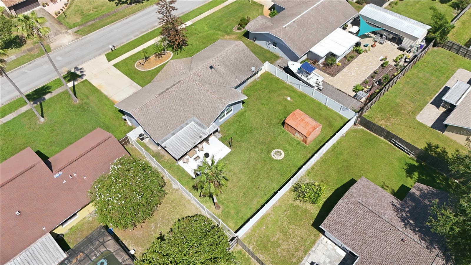 636 Devon St Property Photo 44