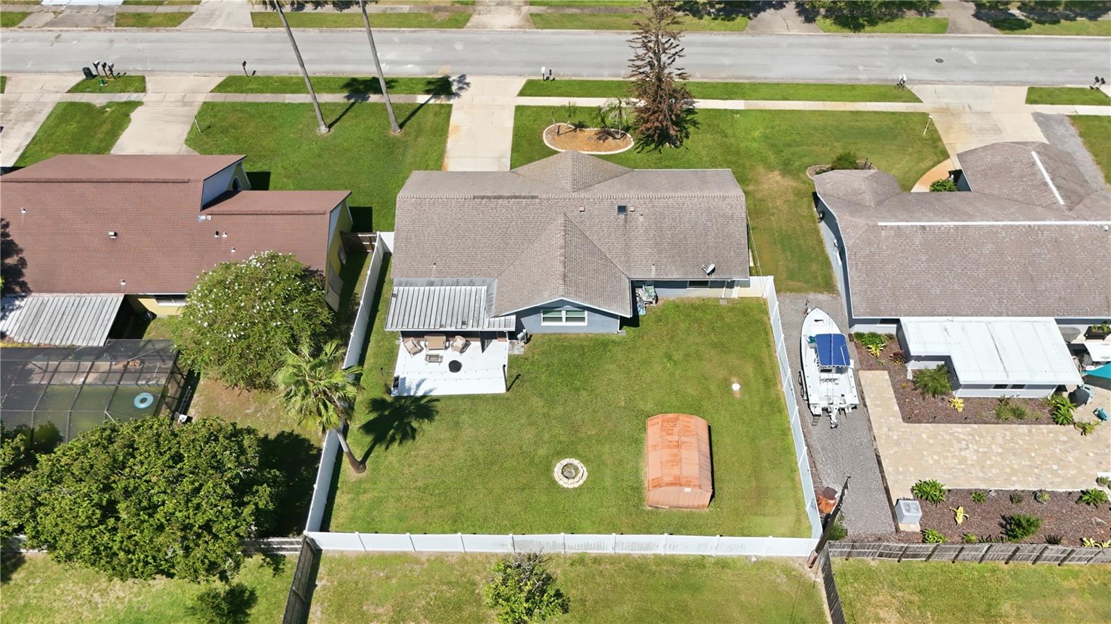 636 Devon St Property Photo 45