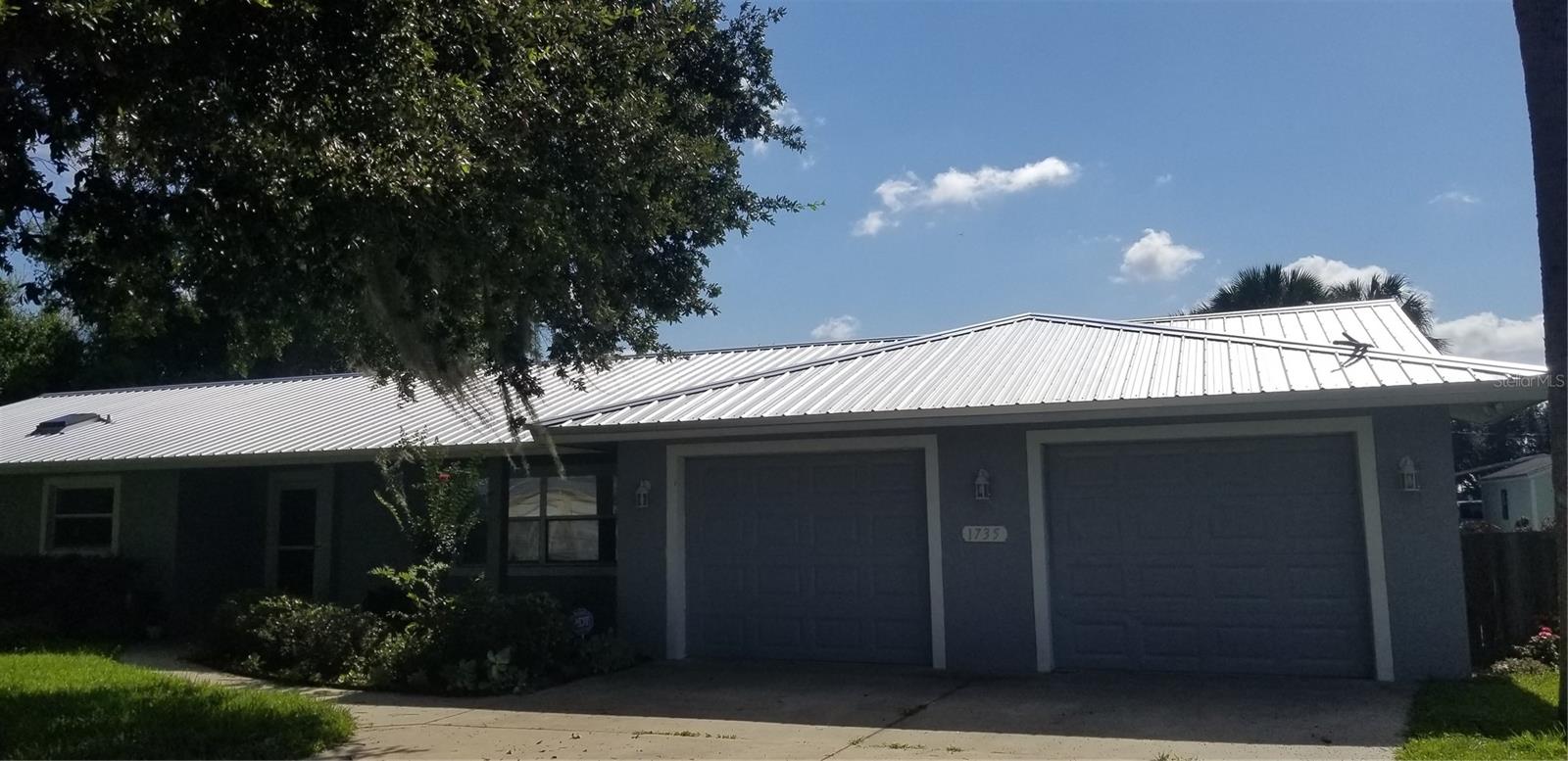 V4950768 Property Photo 2
