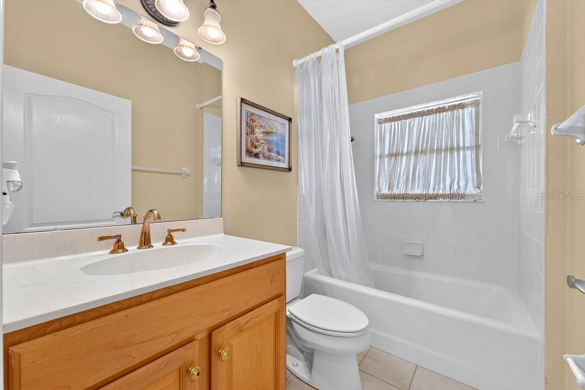 4 Lakeview Ln Property Photo 18