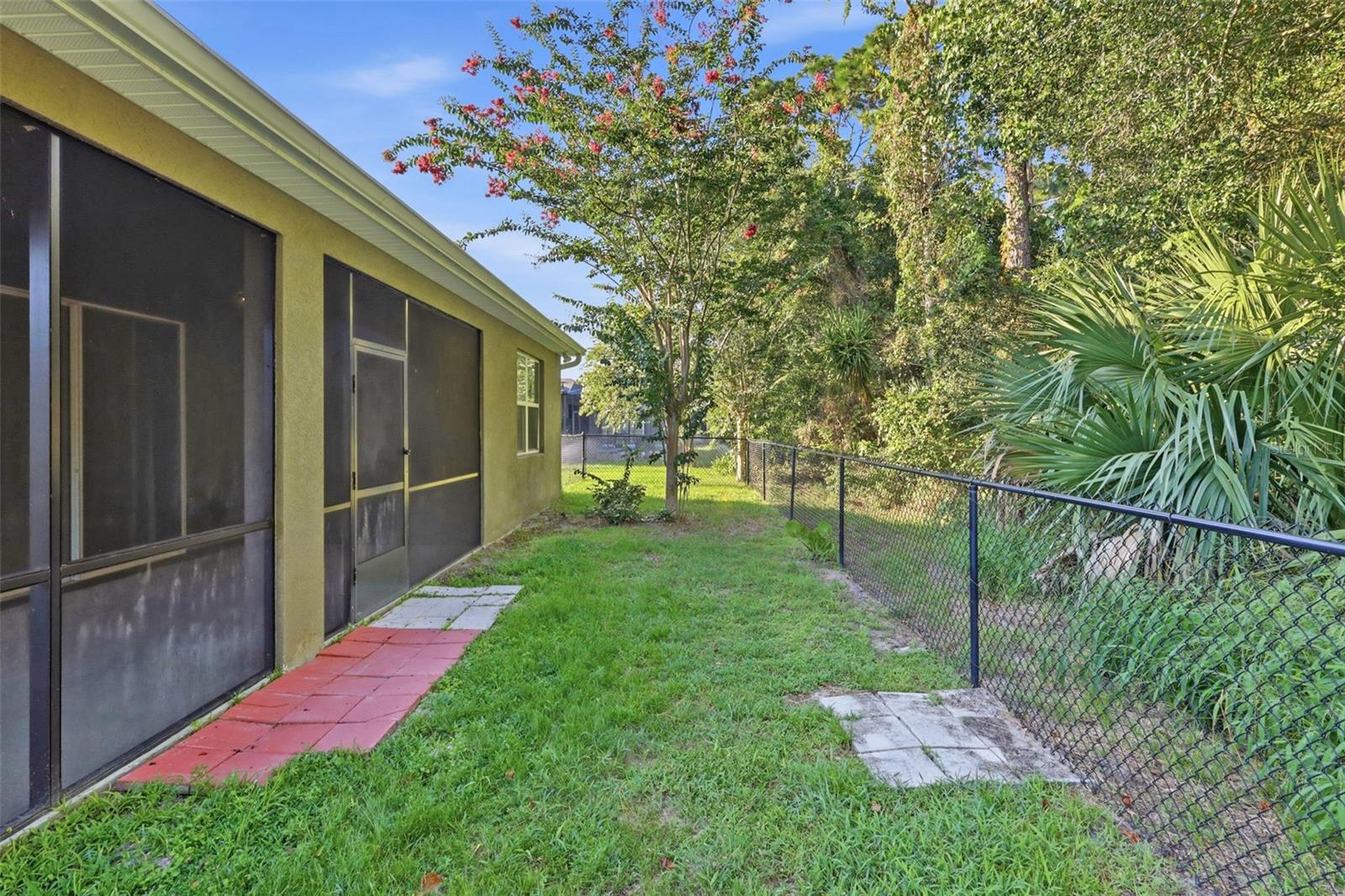 463 River Square Ln Property Photo 39