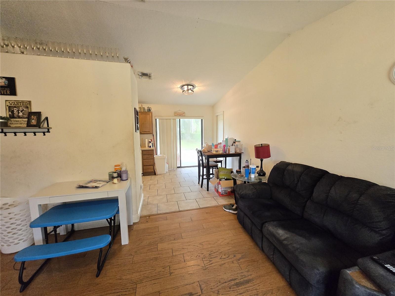 1715 9th Ave Property Photo 4