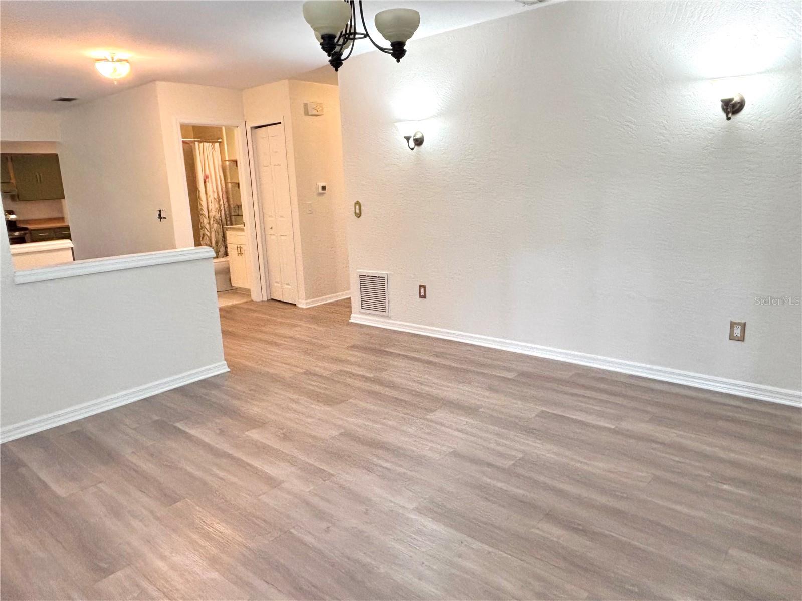 110 Silver Bow Trl Property Photo 18