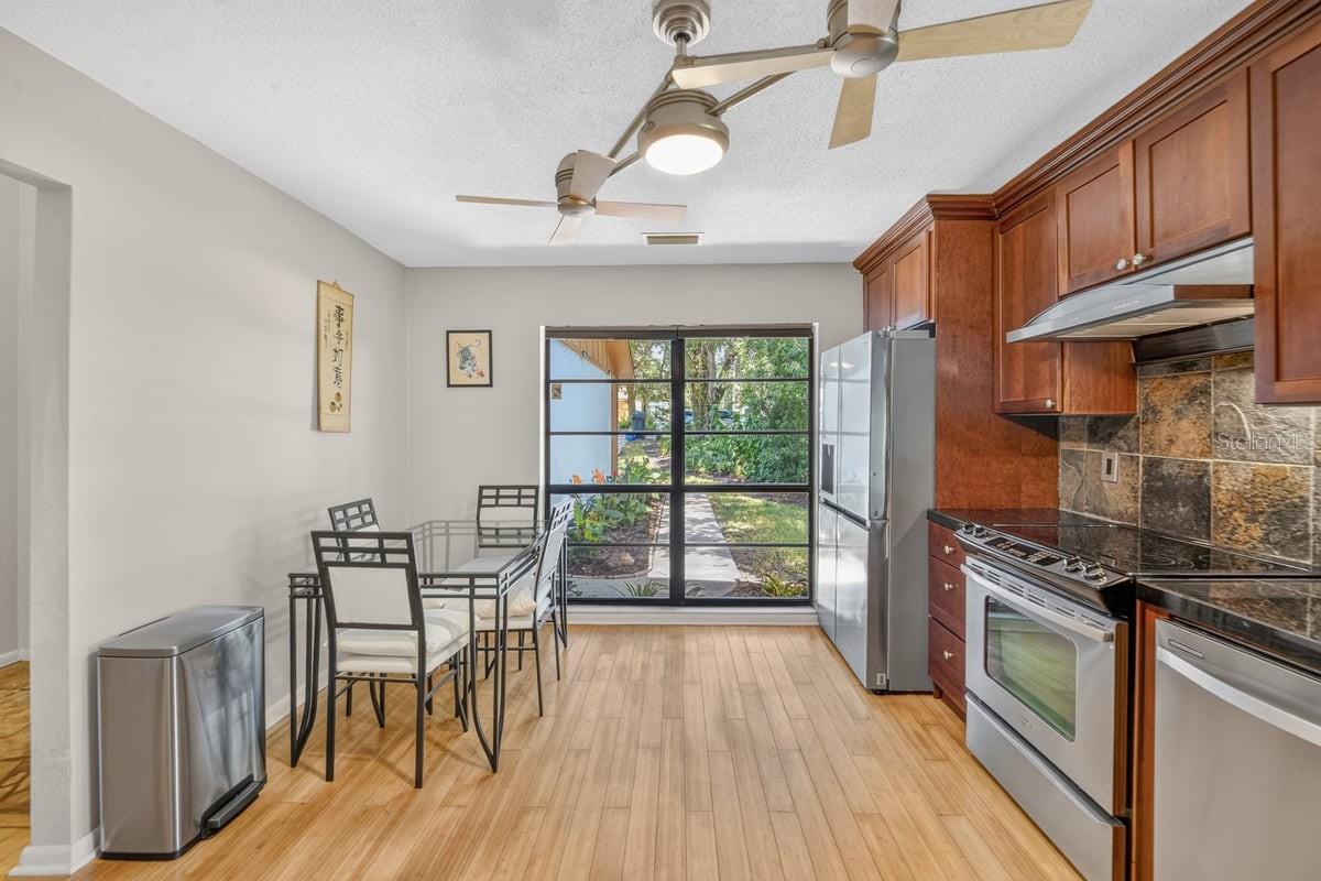 11 Indian Trl Property Photo 8