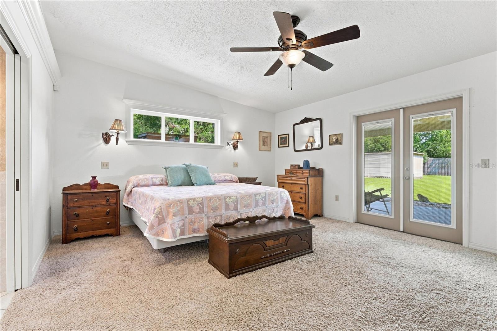1555 Rowe Ln Property Photo 14