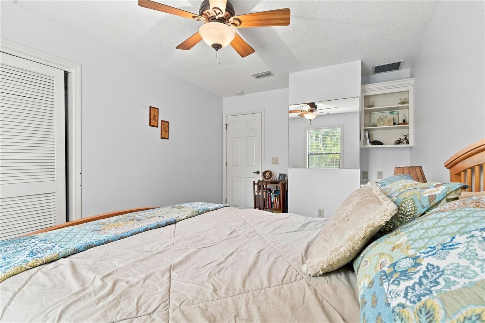 1555 Rowe Ln Property Photo 22