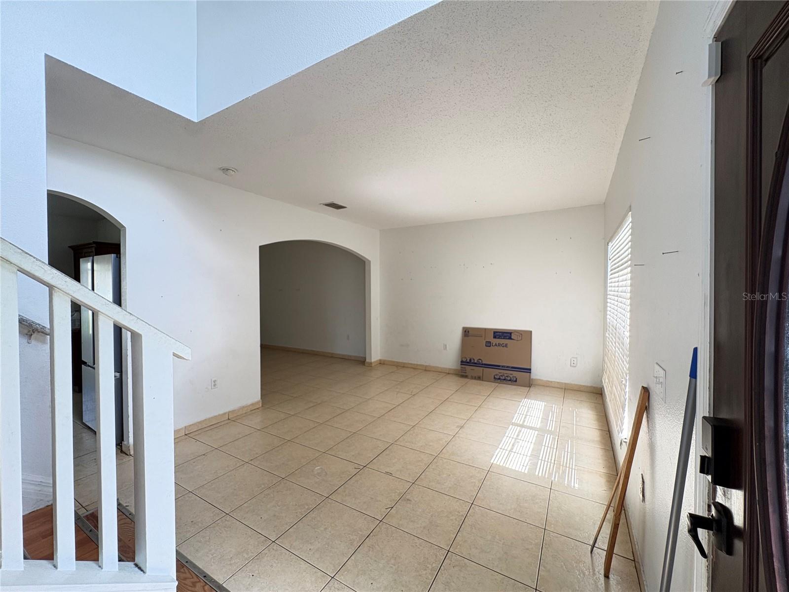 1133 Saint Tropez Ct Property Photo 3