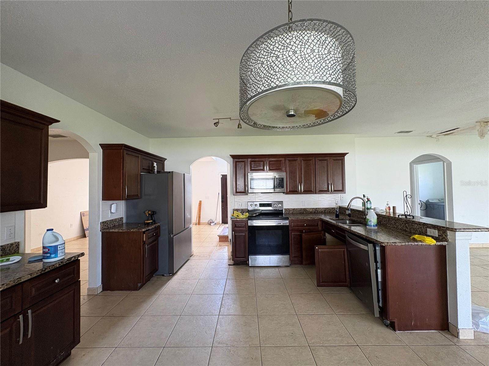 1133 Saint Tropez Ct Property Photo 7