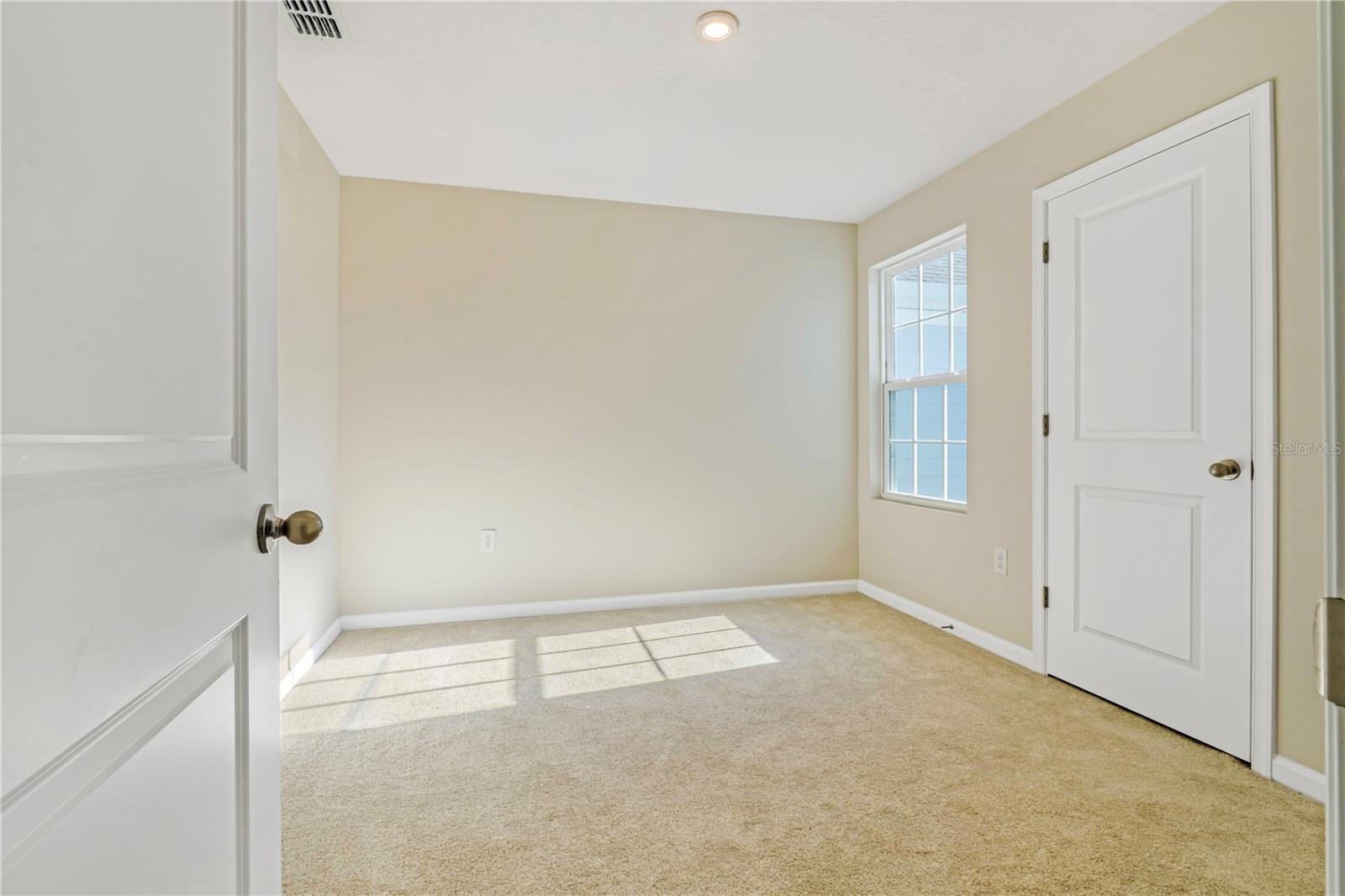 2006 Edison Pointe Blvd Property Photo 25