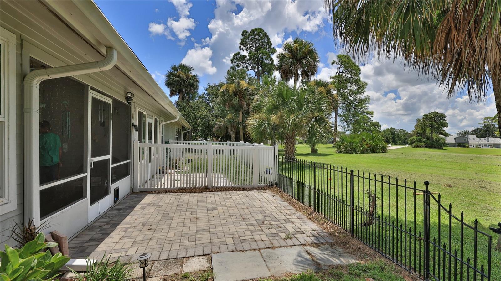 932 Meadow View Dr #c Property Photo 26