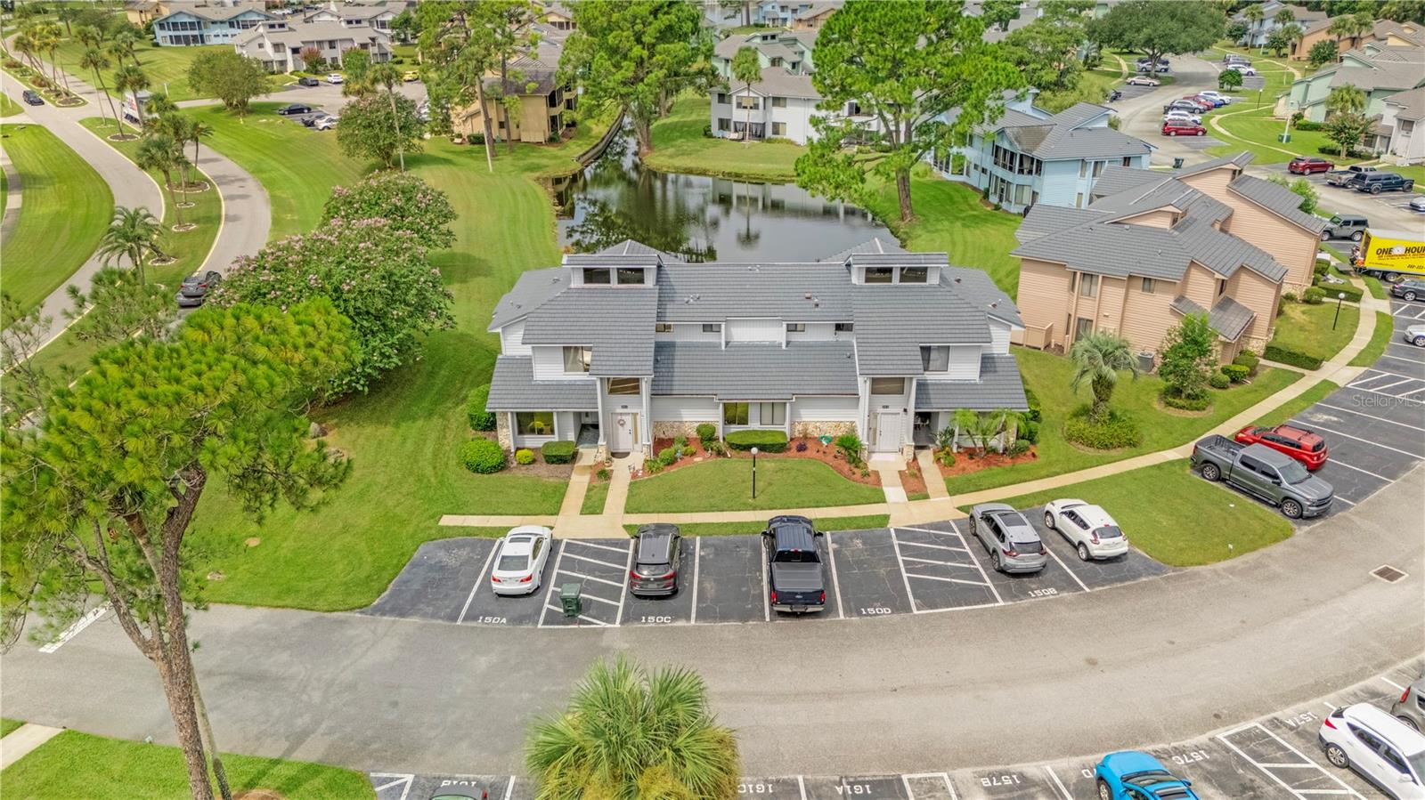 150 Blue Heron Dr #b Property Photo 1