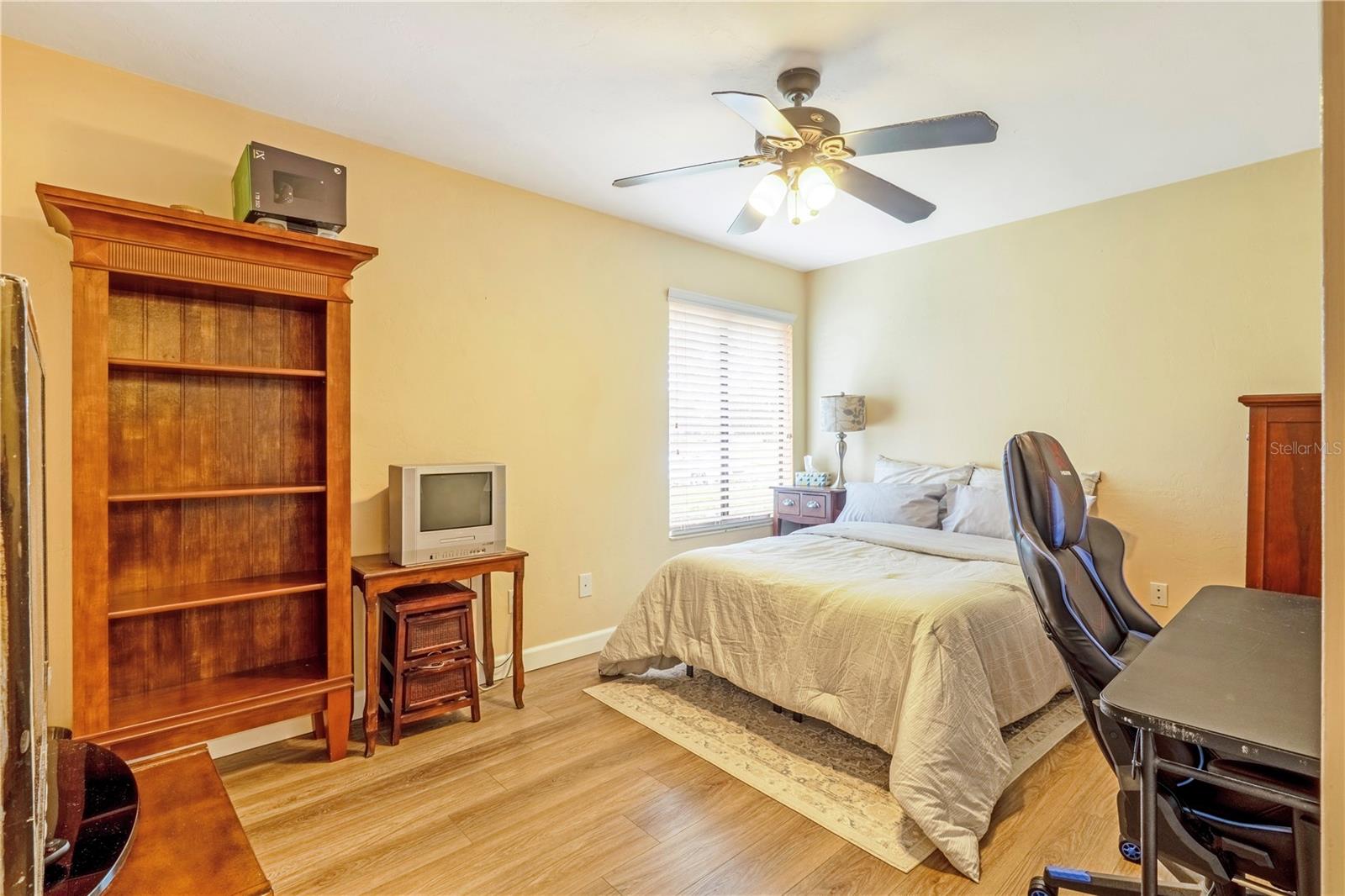 150 Blue Heron Dr #b Property Photo 24