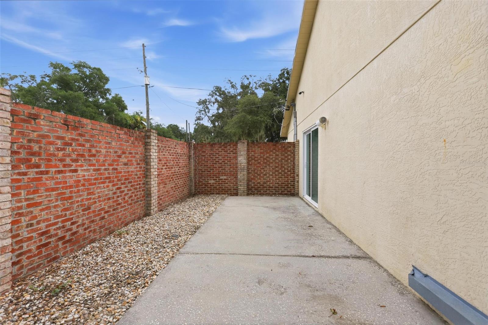 1095 E Wisconsin Ave Property Photo 42