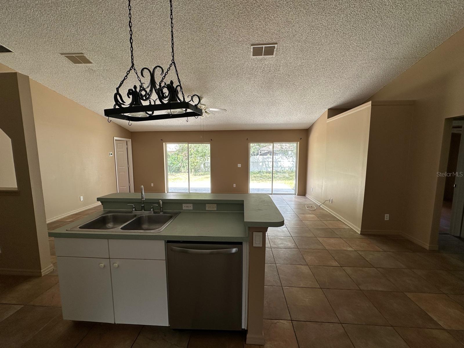 1730 Sumatra Ave Property Photo 7